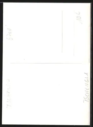 Foto-AK Tschengla, Ansicht vom Gasthof am Berghang