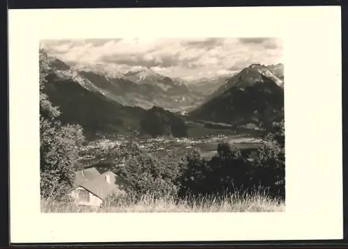 AK Bludenz, Ortsansicht mit Klostertal von der Tschengla