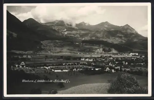 AK Bludenz, Städtischer Friedhof aus der Vogelschau