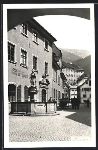 AK Bludenz, Nepomuk-Brunnen in der Rathausgasse