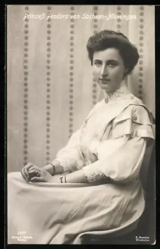 AK Portrait Prinzess Feodora von Sachsen-Meiningen