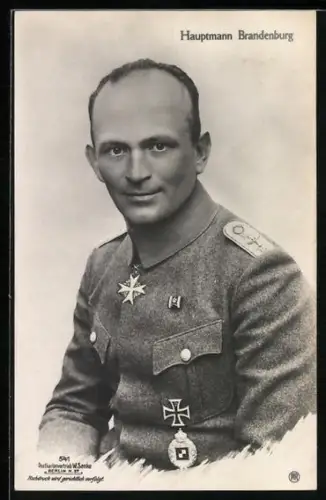 Foto-AK Sanke Nr. 541: Hauptmann Brandenburg, Kampfflieger, Pour le Mérite