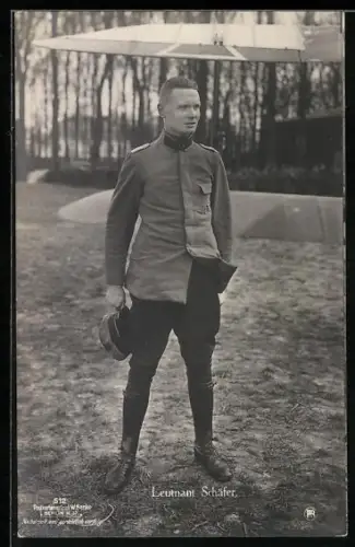 Foto-AK Sanke Nr.: 512, Flieger Leutnant Schäfer in Uniform mit Eisernes Kreuz