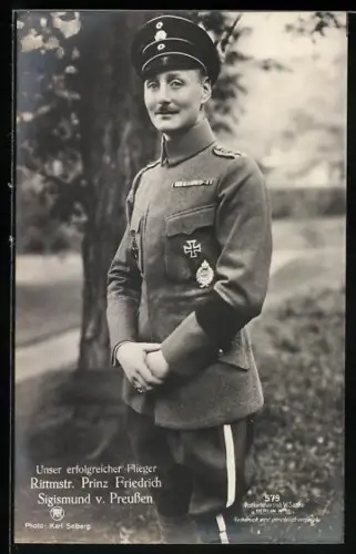 Foto-AK Sanke Nr. 579: Unser erfolgreicher Flieger Rittmstr. Prinz Friedrich Sigismund von Preussen, Totenkopfhusar