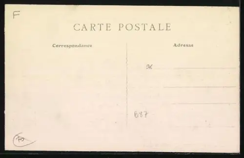 AK Lure, Rue de la Gare avec passants et commerces animés