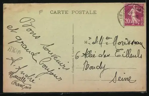 AK Dampierre-sur-Salon /Hte-Saône, Rue Louis-Dernier avec bâtiments alignés et route calme