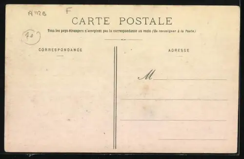 AK Morey, Rue de la Poste avec fontaine et charrette