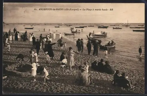 AK Andernos-les-Bains, La Plage à marée haute avec baigneurs et bateaux