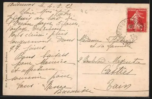 AK Andernos-les-Bains, La Plage à marée haute avec baigneurs et bateaux