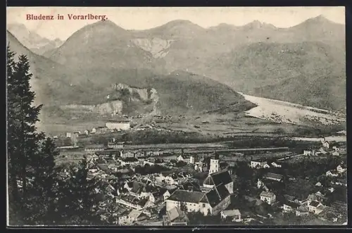 AK Bludenz in Vorarlberg, Panoramablick vom Berg
