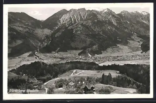 AK Bürserberg /Bludenz, Totalansicht des Ortes und Gebirgspanorama