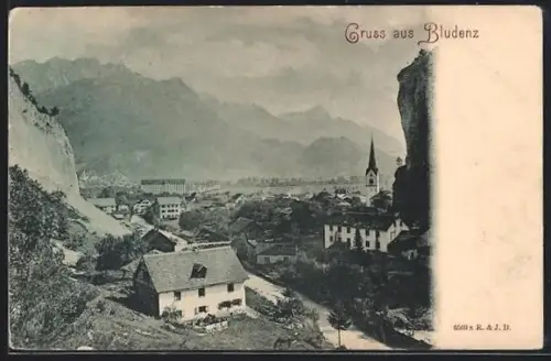 AK Bludenz, Ortsansicht mit Kirche und Bergpanorama