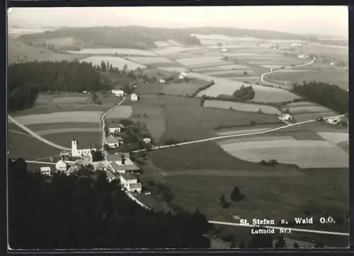 AK St. Stefan am Wald, Gesamtansicht mit Umgebung, Fliegeraufnahme