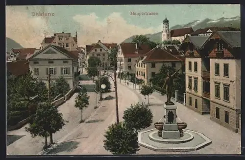 AK Bludenz, Hauptstrasse mit Denkmal