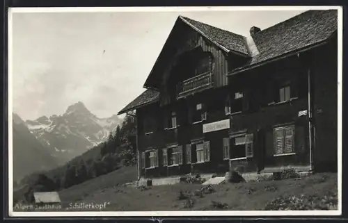 AK Tschengla, Alpengasthaus Schillerkopf mit Bergspitze
