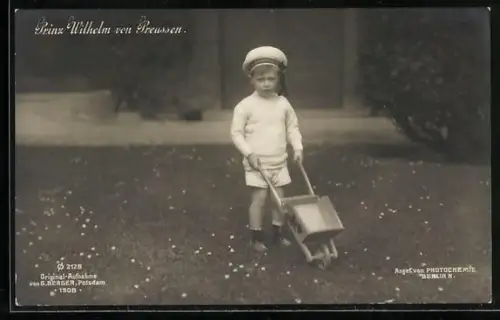 AK Prinz Wilhelm von Preussen mit Kinderschubkarre