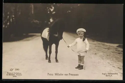 AK Prinz Wilhelm von Preussen, das Pony an der Leine
