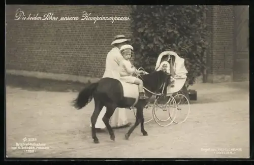 AK Die beiden Söhne unseres Kronprinzenpaares, die Prinzen Wilhelm und Louis Ferdinand mit Pony und Kinderwagen