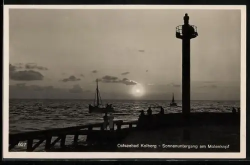 AK Kolberg, Sonnenuntergang am Molenkopf