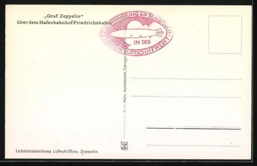 AK Friedrichshafen, Graf Zeppelin über dem Hafenbahnhof, 