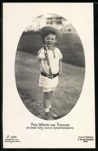 AK Prinz Wilhelm mit Gewehr auf dem Weg