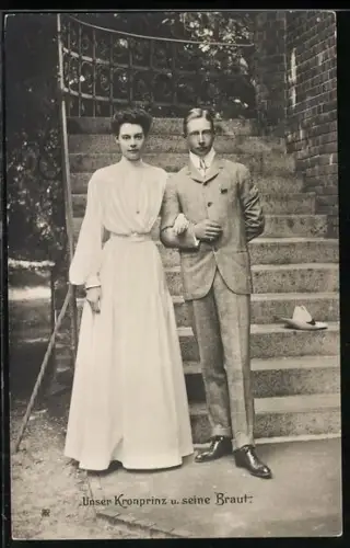 AK Kronprinz Wilhelm von Preussen und seine hübsche Braut
