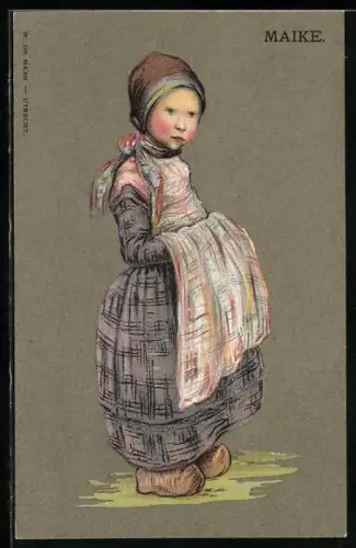 AK Mädchen im Kleid mit Schürze und Holzschuhen