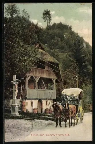 AK Postkutsche in einem Dorf im Schwarzwald