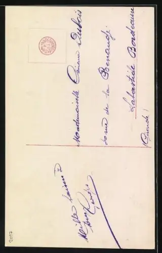 Foto-AK RPH Nr.2195-5: Lächelnde Frau mit grünem Kleid