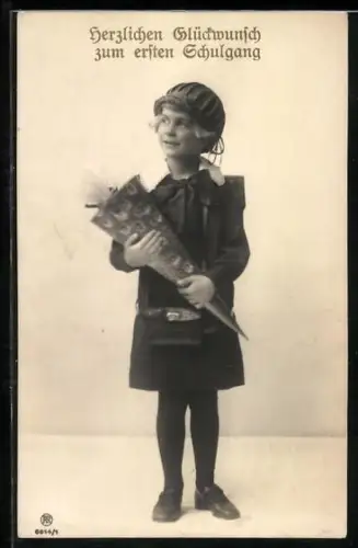AK Schulanfang, ABC-Schützin mit Ranzen und Zuckertüte