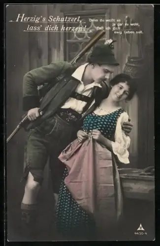 Foto-AK Photochemie Berlin Nr. 4430-4: Jäger in Tracht will eine Frau umarmen