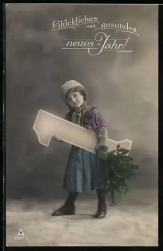 Foto-AK Photochemie Berlin Nr. 4597-1: Kind trägt eine grosse Eins und wünscht ein gesundes neues Jahr