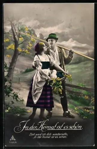 Foto-AK Photochemie Berlin Nr. 5588: Mann und Frau in Trachten, gemeinsam in der Heimat