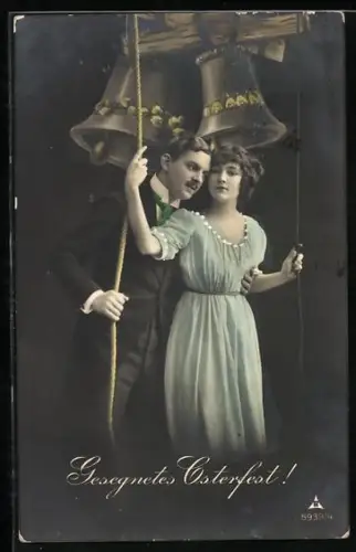 Foto-AK Photochemie Berlin Nr. 5939-4: Mann und Frau mit Glocken senden Ostergrüsse
