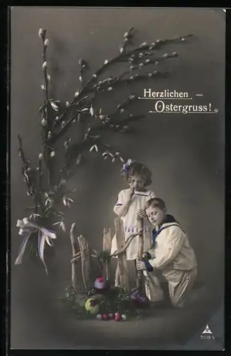 Foto-AK Photochemie Berlin Nr. 7094: Zwei Kinder unter Weidenzweigen senden Ostergrüsse