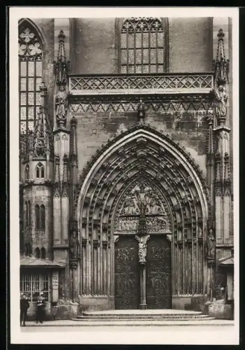 Foto-AK Deutscher Kunstverlag, Nr. 16: Würzburg, Marienkapelle, Westpforte, Tympanon, Jüngstes Gericht, Marienstatue