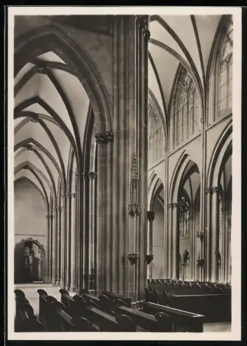 Foto-AK Deutscher Kunstverlag, Nr. 7: Oppenheim /Rhein, St. Katharinenkirche, Schrägblick durchs Langhaus