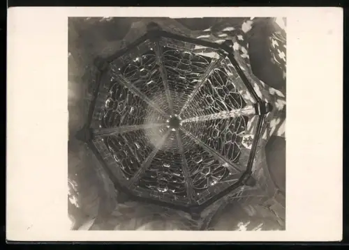 Foto-AK Deutscher Kunstverlag, Nr. 4: Freiburg i. B., Münster, Blick in die Turmspitze