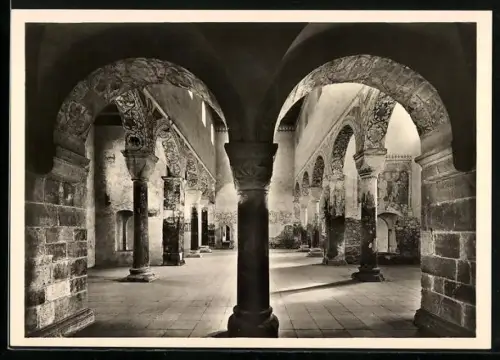 Foto-AK Deutscher Kunstverlag, Nr. 3: Bursfelde an der Weser, Ehemalige Benediktiner-Klosterkirche, Langhaus