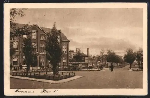 AK Wormerveer, Plein 13