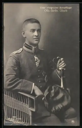 Foto-AK Sanke Nr. 663: Kampfflieger Offz.-Stellv. Ultsch in Uniform mit Orden