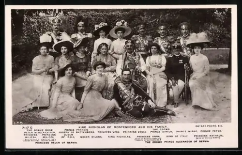 AK Grossfürst Peter Nikolajewitsch von Russland mit König Nicolas von Montenegro und seiner Familie