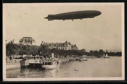 AK Zürich, Amerika-Zeppelin über der Stadt, Dampfer