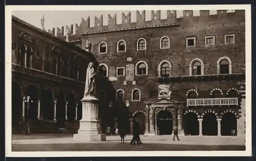 AK Verona, Piazza Dante, Palazzo del Governo