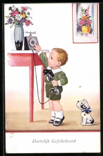 Künstler-AK Kleiner Junge wählt an einem Telefon