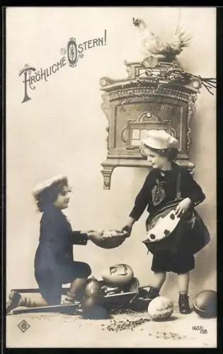AK Kleiner Postbote vor einem Briefkasten bringt Briefe zu Ostern