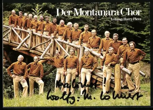 AK Musiker des Montanara Chores an einer Brücke