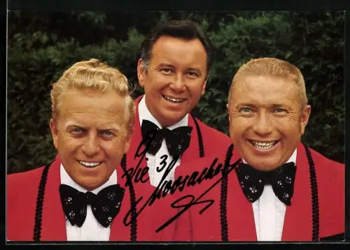 AK Musiker der Gruppe Die drei lustigen Moosacher in roten Anzügen, Autogramme