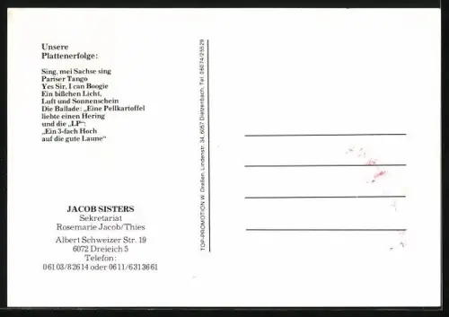 AK Musikerinnen der Band Jacob Sisters mit Mikrofonen, Autogramme