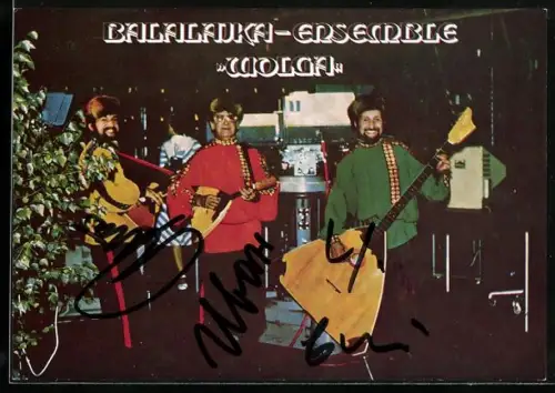 AK Musiker des Balalajka-Ensembles Wolga mit Instrumenten, Autogramme